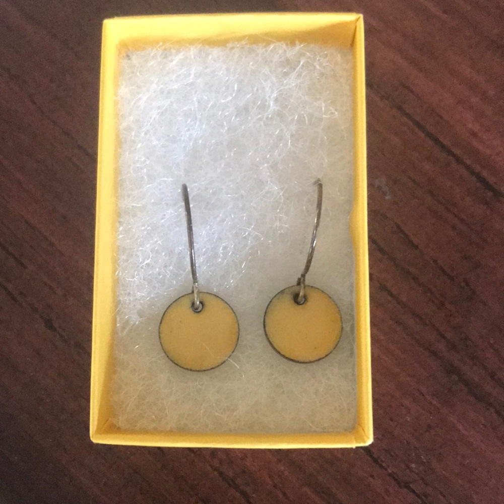 NWOT yellow enamel dangle earrings on metal “post”